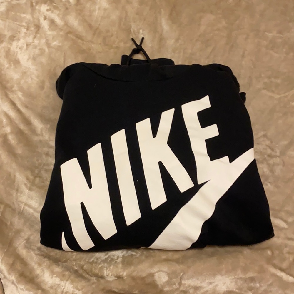 black nike hoodie